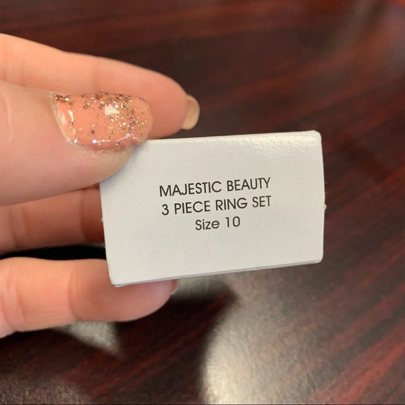 Avon majestic beauty 3 piece ring set size 10 blue/goldtone - Picture 2 of 5